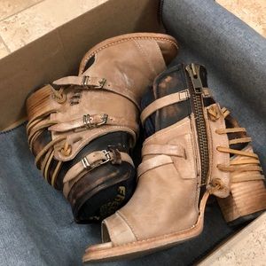 Freebird by Steven Carterr Size 8